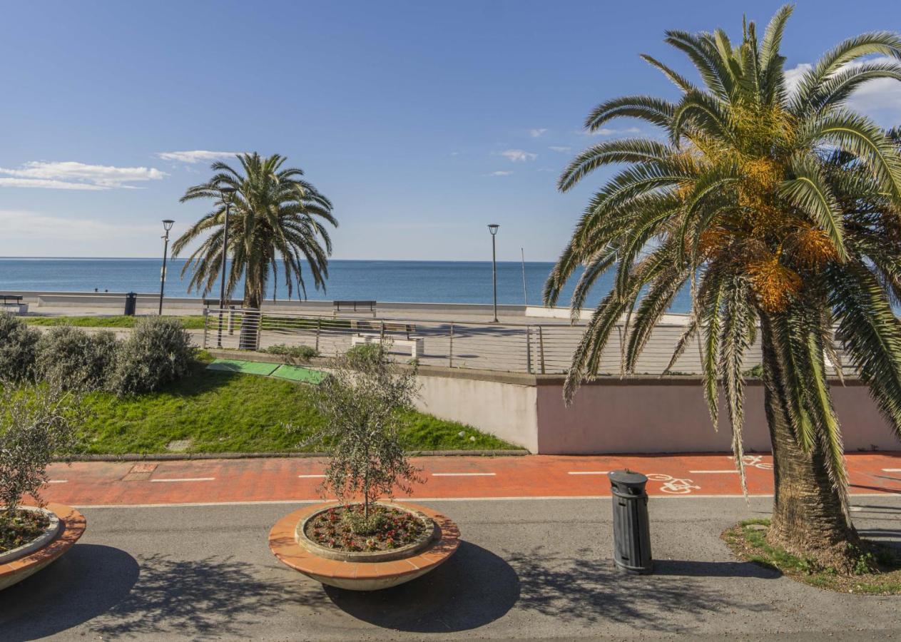 105 - La Casa Di Jacopo, Fronte E Vista Mare In Centro A Riva Trigoso, 20 Metri Dalla Spiaggia Sestri Levante Exterior foto